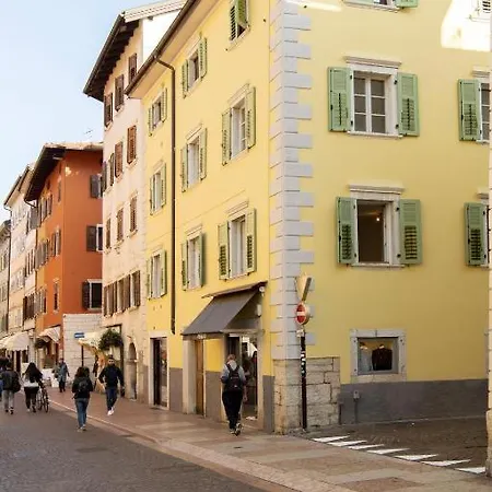 Yugogo Mazzini 41 - Bilocale Centro *